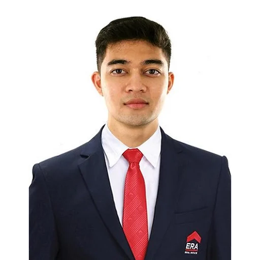 FAKHRUL HAAZIQ BIN MOHD FIKRI