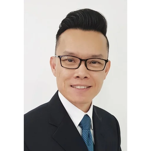 MOSES JULIAN QUEK CHEE YAU (MOSES QUEK)