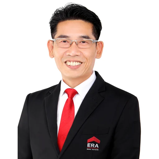 KANG CHIEW TECK (DENNIS)