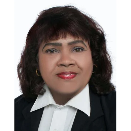 CHRISTINA WYNNA MAK