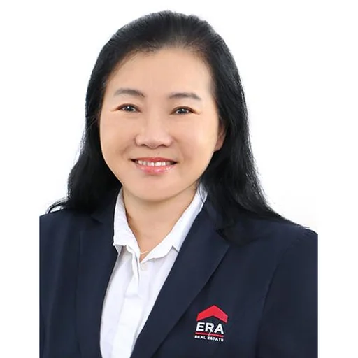 SIM HIOK KEE (LYN SIM H K)