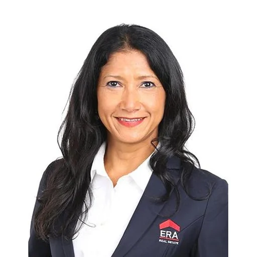 ROSEZITA AWANG (ROSE AWANG)