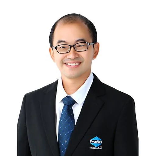 WEE CHIN KIANG FRANCIS (HUANG ZHENQIANG FRANCIS)