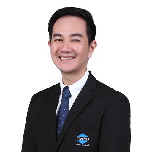 WANG CHIN HAN, CHRISTOPHER (YUAN JUNHAN, CHRISTOPHER) (CHRIS WANG)