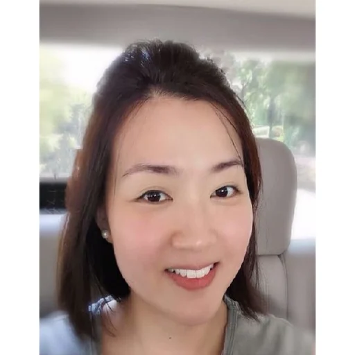 HO YUEMING (HE YUEMING) (IVY HO)