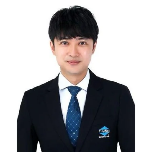 NG SHANG WEI, LIONEL RYAN (LIONEL RYAN)
