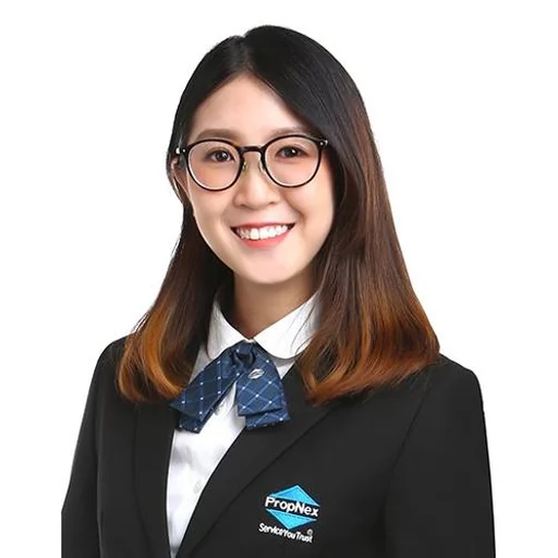 WAN XIAO YIN, HILLARY