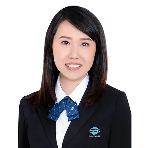 WEE XINYI