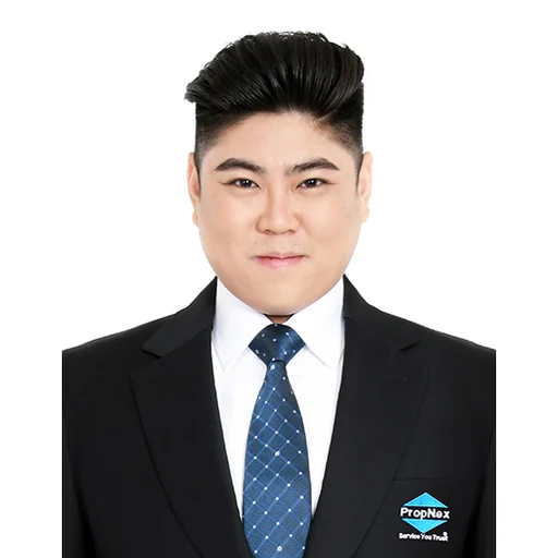 WAYNE CHOW GUO XUAN
