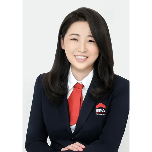ISABEL SIM CHENG YI