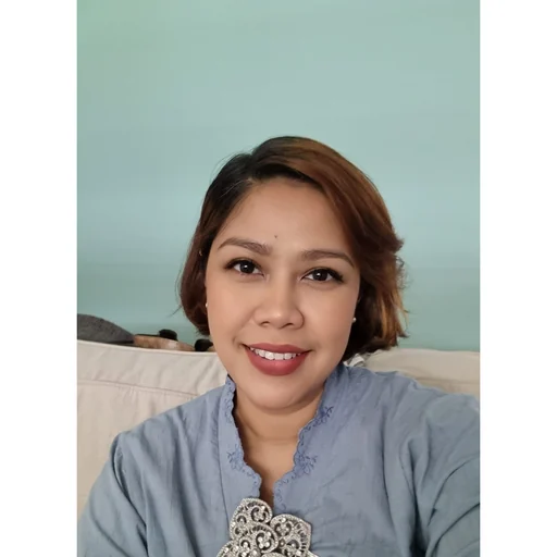 SITI UMMAIRAH BINTE WAN ABU BAKAR (UMMAIRAH BAKAR)