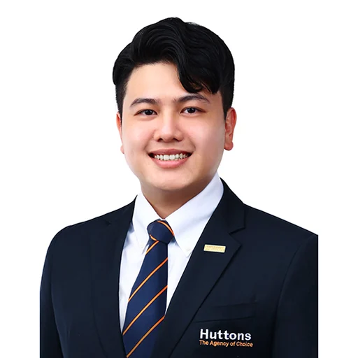 SWAN HTET OO