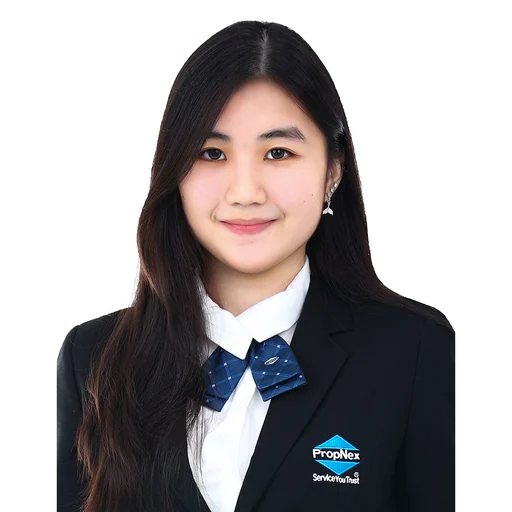 AMANDA AMBROSY FONG