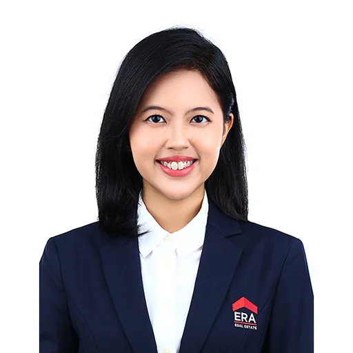 NORA ARFIA FARAHINA BINTI YUSRI (NORA ARFIA)