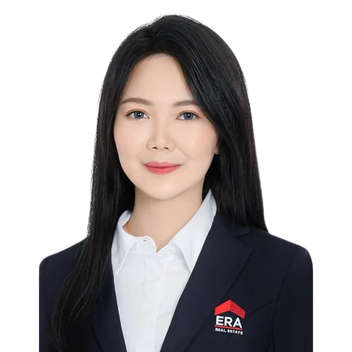 LIM XIN YI