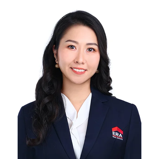 LEE XUANFANG