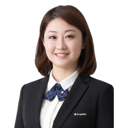 CHIN HUI YEN (LYRA CHIN)