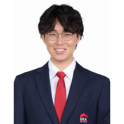 QIAO YINGJIE (DANIEL QIAO)