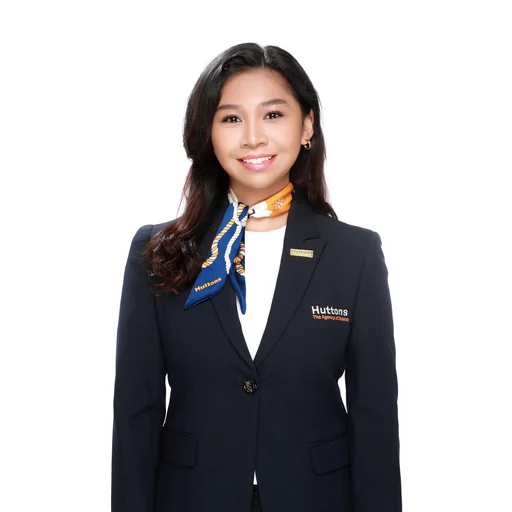 PUTRI NURQURAISYAH (AISYAH MUSTAFFA)